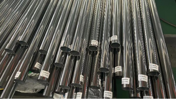 掌握304不銹鋼管材重量計算公式，輕松預估工程用材需求